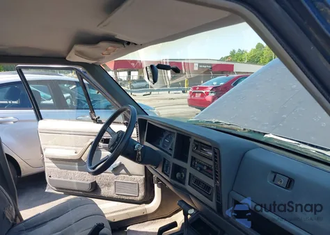 1989 Jeep Cherokee Laredo из США, поврежденный, VIN 1J4FJ58L5KL598813